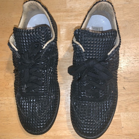 MAISON MARGIELA STUDDED SHOES - Picture 1 of 3